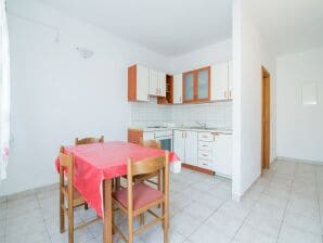 caravane Apartments Neva- Standard Two Bedroom Apartment with Terrace and Sea View (4Z) - Sumartin - image1