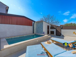 Villa Galižana Outdoor Recording 7