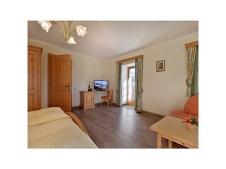 App. "Heuberg 1" - Schlafzimmer mit Blick