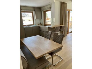 c00ce6de-4f0b-4319-8dd9-cef99996dc04