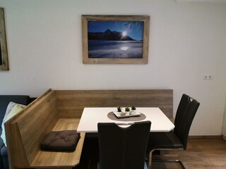 Esstisch im Wohnbereich