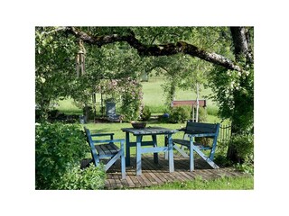 Gartenidylle vor Landhaus Dax