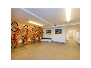 Fahrrad, Ski- und Trockenraum