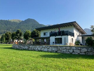 Haus Frontansicht rechts