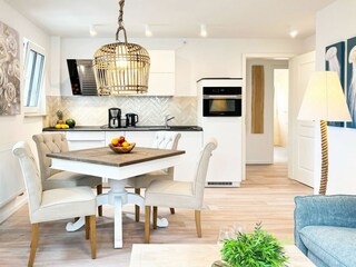 Küche und Essbereich