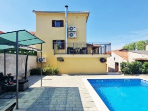 Beautiful Villa Casa Romito with pool in Kastelir - Labinci - image1