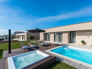 Villa Labinci Buitenaudio-opname 4