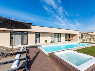 Villa Labinci Buitenaudio-opname 9