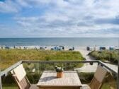 Blick vom Balkon über den Strand