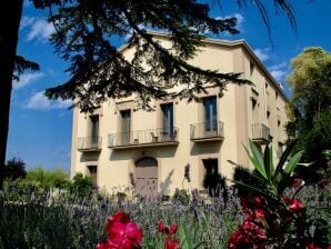 Castle apartment for two with private terrace - La Torre de Claramunt - image1