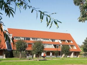 Holiday park Restyled apartment with dishwasher, near Grevelingen Lake - Bruinisse - image1