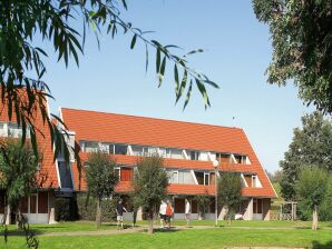 Holiday park Restyled apartment with dishwasher, near Grevelingen Lake - Bruinisse - image1