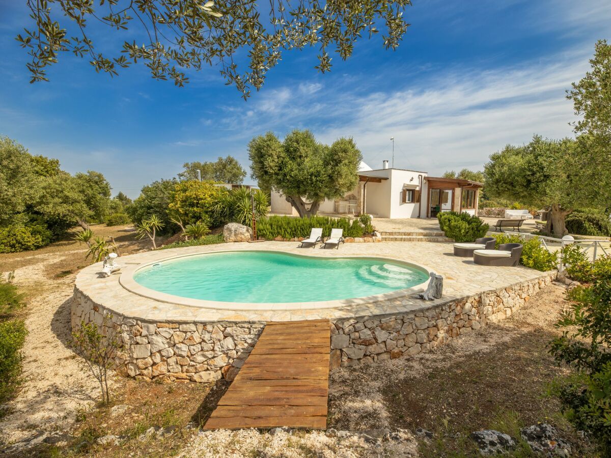 Farmhouse Ostuni Features 1