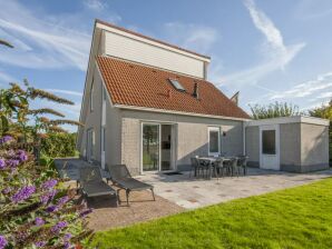 Holiday park Restyled house with sauna, 1 km. from the beach - Scharendijke - image1