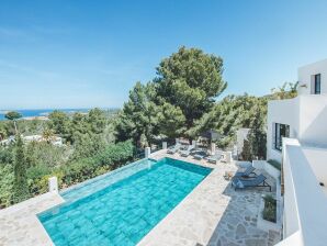 Holiday house Super deluxe Villa Tardia I with pool - Cala Tarida - image1