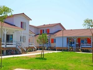 Vakantiepark Kleurrijke vakantiewoningen bij het strand van Marseillan-Plage - Marseillan - image1