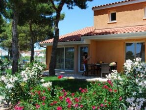 Ferienpark Buntes Ferienhaus mit Garten im mediterranen Stil - Sainte-Marie - image1