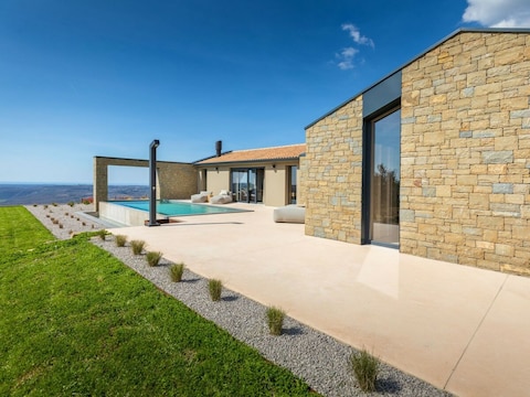Villa Rea