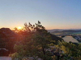 Sonnenaufgang in den Bergen