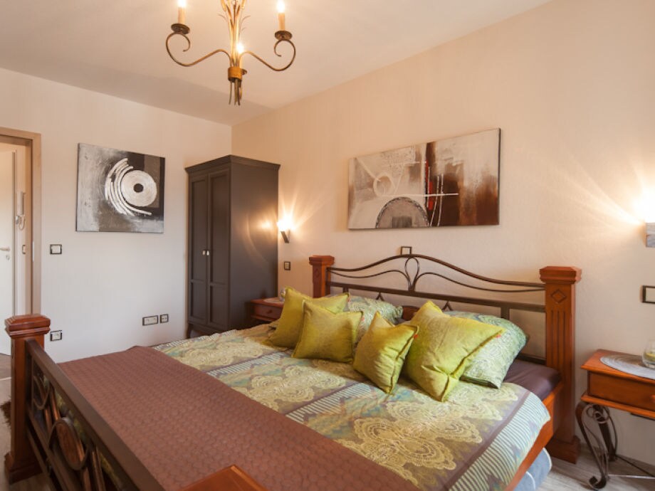 Ferienwohnung vielharmonie am wilden mann dresden, dresden ...