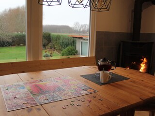 Auch eine Auswahl von Puzzlen finden Sie bei uns vor