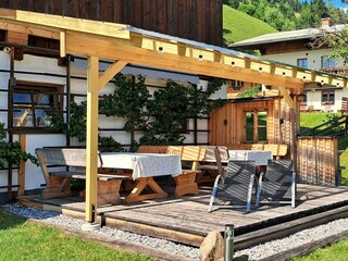 überdachte Terrasse