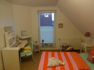 Schlafzimmer 2 (OG)