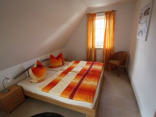 1. Schlafzimmer OG