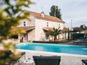 Villa Rústica San Lorenzo con piscina en Umag - Juricani - image1