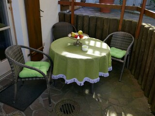 Terrasse mit Sitzmöglichkeit
