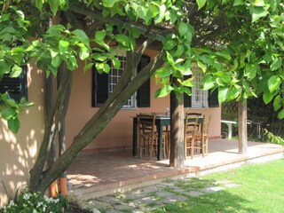 Vakantiehuis Montignoso Buitenaudio-opname 5