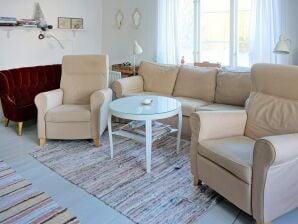 5 Personen Ferienhaus in Hallabro - Backaryd - image1