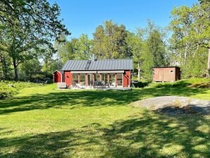 4 Sterne Ferienhaus in VAXHOLM - Ingarö - image1