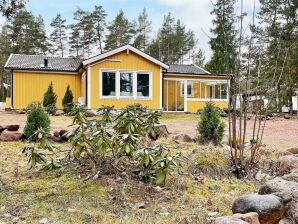 4 Sterne Ferienhaus in Mönsterås-By Traum - Mönsterås - image1