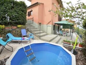 Holiday house Casale on the hills between Lucca and the sea, with garden and swimming pool - Torcigliano - image1