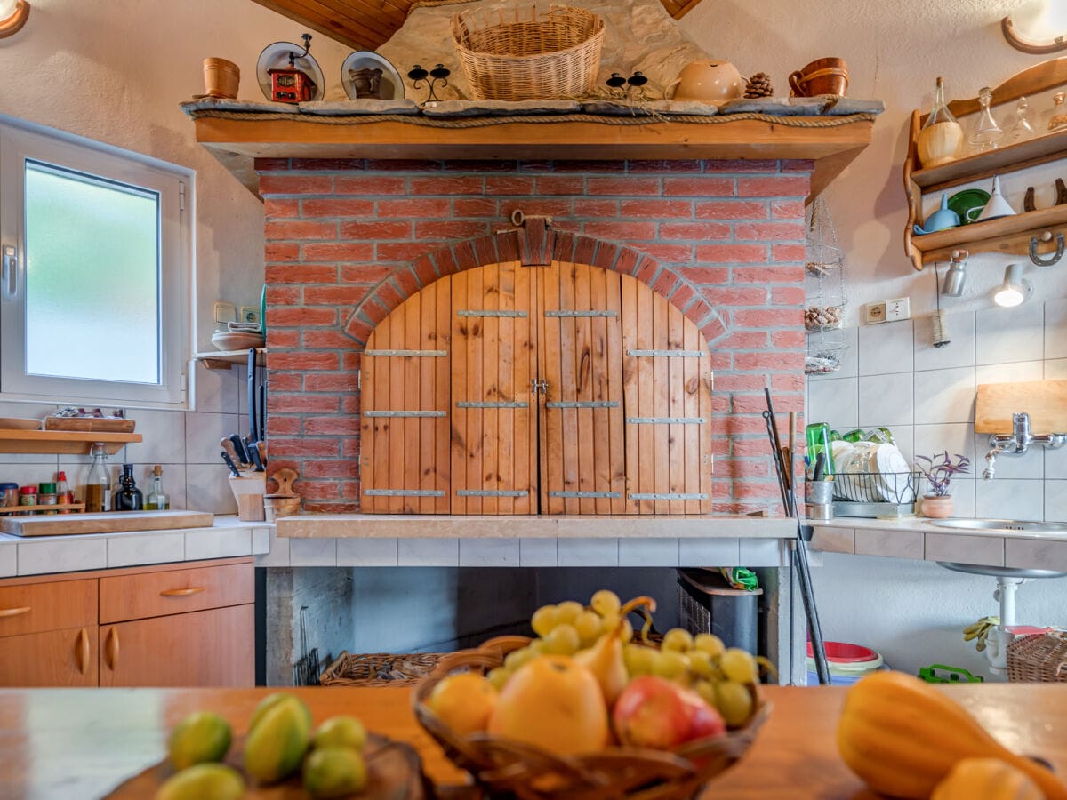 Villa Jesenice bei Dugi Rat Ausstattung 34