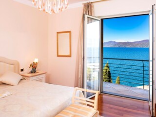 Villa Torri del Benaco Caratteristiche 12