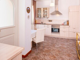 Villa Torri del Benaco Caratteristiche 14