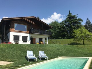 ... schönem Privatpool (ca. 4 m x 7 m)