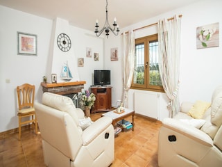 Holiday house Sant Pere Pescador Features 12