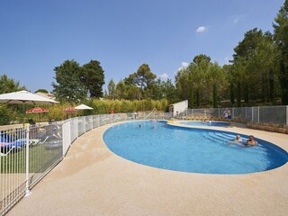 Parc de vacances Nans-les-Pins  37
