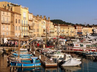 Parque de vacaciones Nans-les-Pins Entorno 16