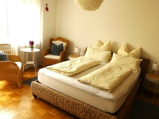 Elternschlafzimmer 24