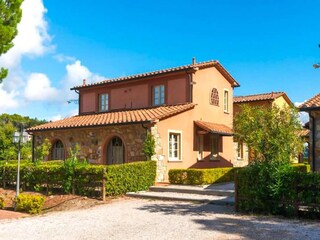 Appartement Monteverdi Marittimo Buitenaudio-opname 4
