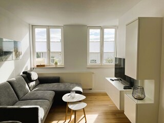 Wohn- u. Esszimmer 4