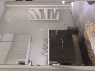 Badezimmer (erste Etage)