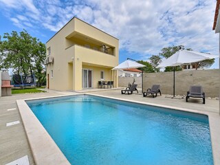 Villa Peroj Buitenaudio-opname 6