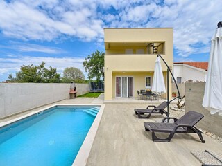 Villa Peroj Buitenaudio-opname 10