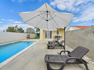 Villa Peroj Buitenaudio-opname 3