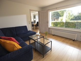 Sitzecke mit Blick auf Essplatz